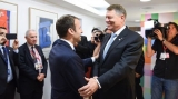 Klaus Iohannis merge la Paris, la un dineu informal cu președintele Franței 