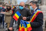 Primarul din Iași Mihai Chirica, ATACAT cu iaurt de un protestatar