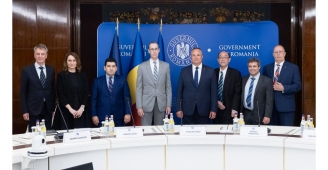 premierul-nicolae-ciuca-s-a-intalnit-astazi-cu-delegatia-fondului-monetar-international-aflata-in-romania-pentru-misiunea-anuala-de-evaluare-50774-1.jpg