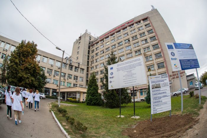Percheziţii la spitale şi cadre medicale din Iași, într-un dosar privind diagnostice false şi internări fictive