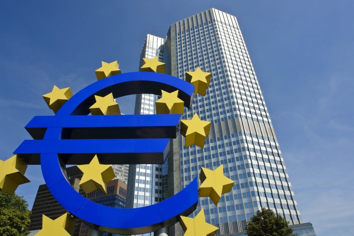 BCE ar putea majora din nou dobânzile în septembrie / În România, efectul nu este direct
