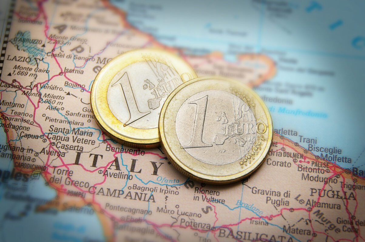 ANALIZĂ. De ce cheltuiesc românii miliarde de euro pe vacanțe în străinătate? Infrastructura slabă, bugetele mici și promovarea ineficientă afectează turismul din România / Dan Anghelescu, ANAT: „Complicat este să găsim bani și oameni creativi”
