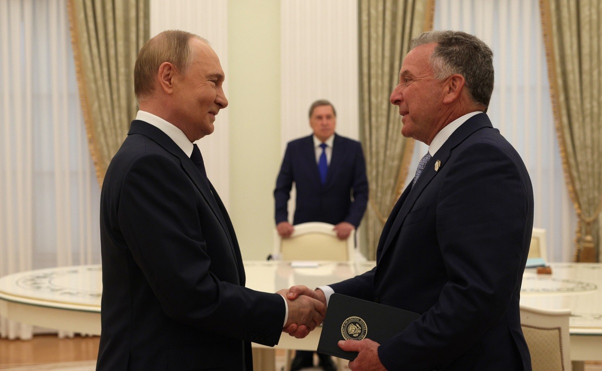 Putin s-a întâlnit cu emisarii americani la Moscova / Liderul rus spune că situația actuală „nu este atât de ușoară”