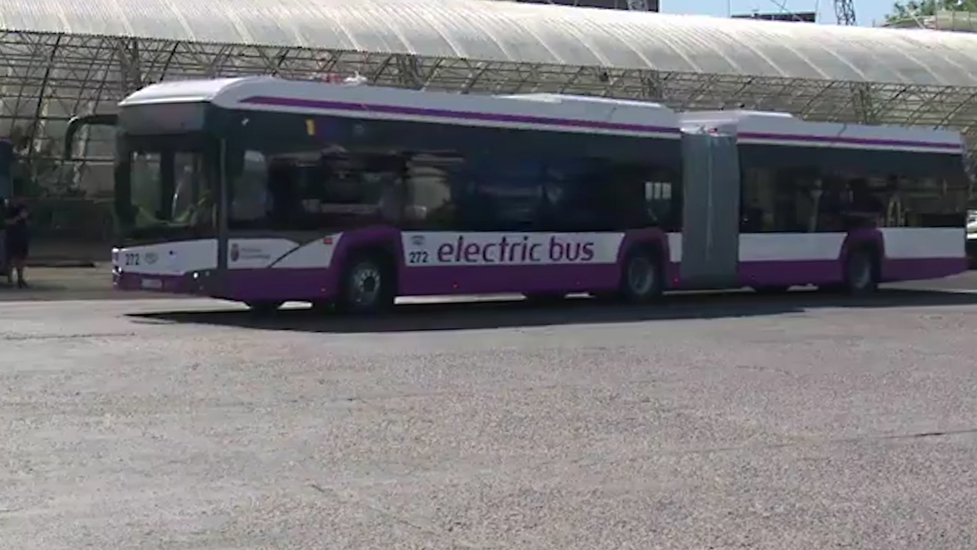 Clujul cumpără 10 autobuze hibrid cu 29 de milioane de lei