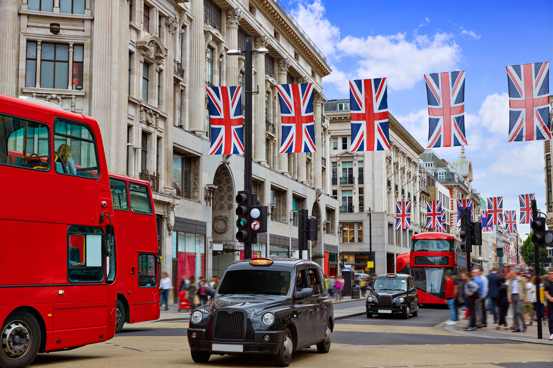 Un bărbat și o femeie au fost arestați la Londra sub suspiciunea de spionaj în favoarea Iranului