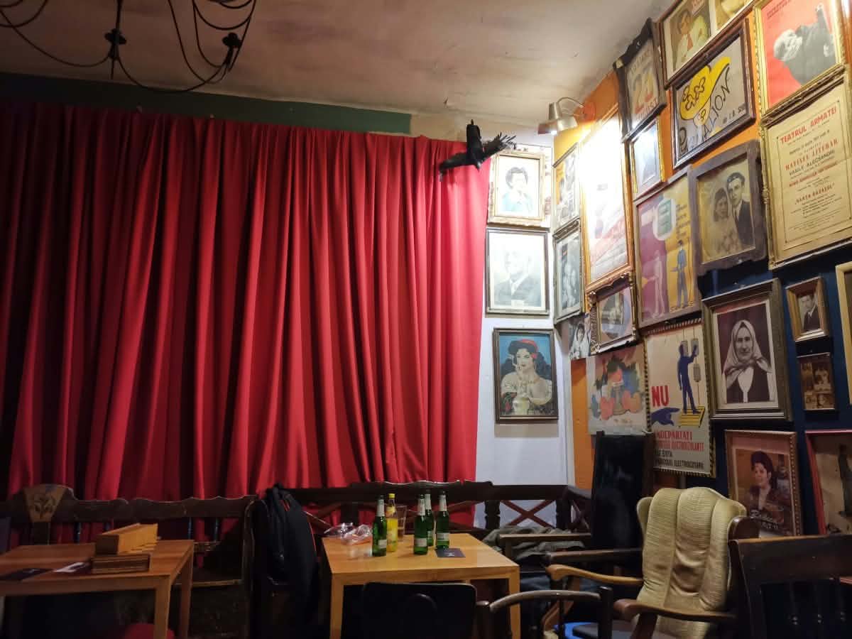 FOTO-VIDEO. Un bar din Timișoara, în topul barurilor din Europa. Este și unul dintre cele mai vizitate obiective turistice din orașul de pe Bega