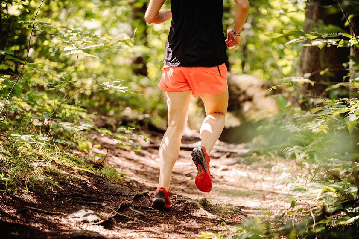 STUDIU: Joggingul ar putea ajuta persoanele care suferă de artrită