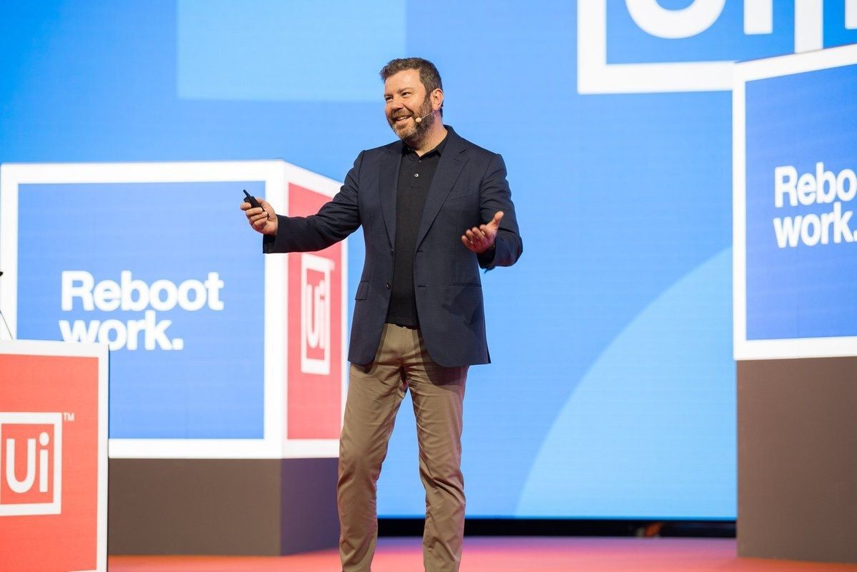 Daniel Dines sprijină într-o rundă de finanțare un startup german de energie, care folosește AI pentru a conecta gospodăriile de piața de electricitate
