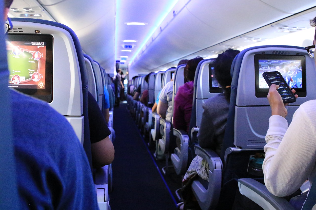 Alertă cu bombă într-un avion de pasageri: Circula pe ruta Tel Aviv – Viena și a aterizat de urgență în Bulgaria