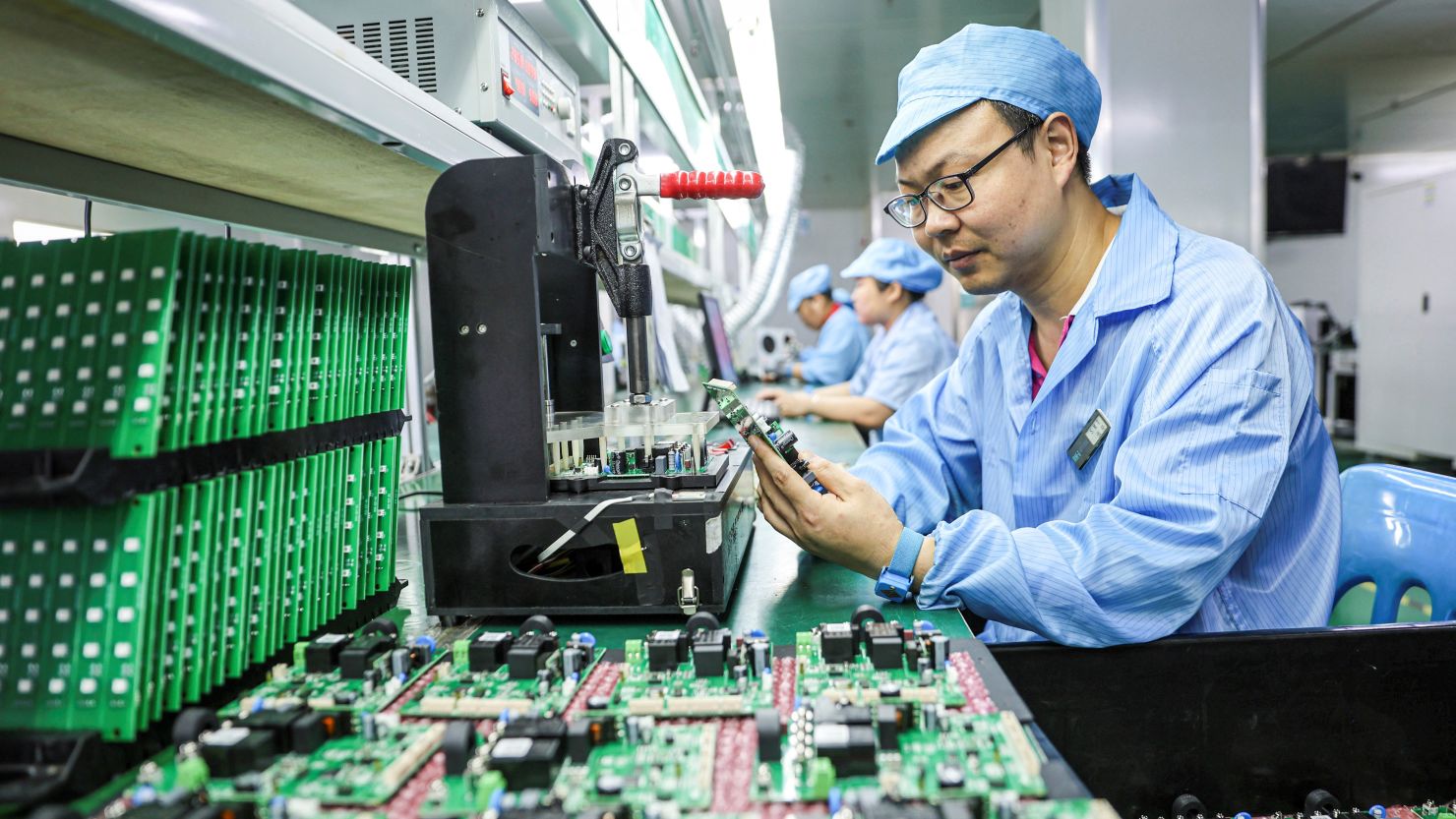 Constructorii auto chinezi își extind producția în Europa înaintea noilor reguli „Made in Europe”