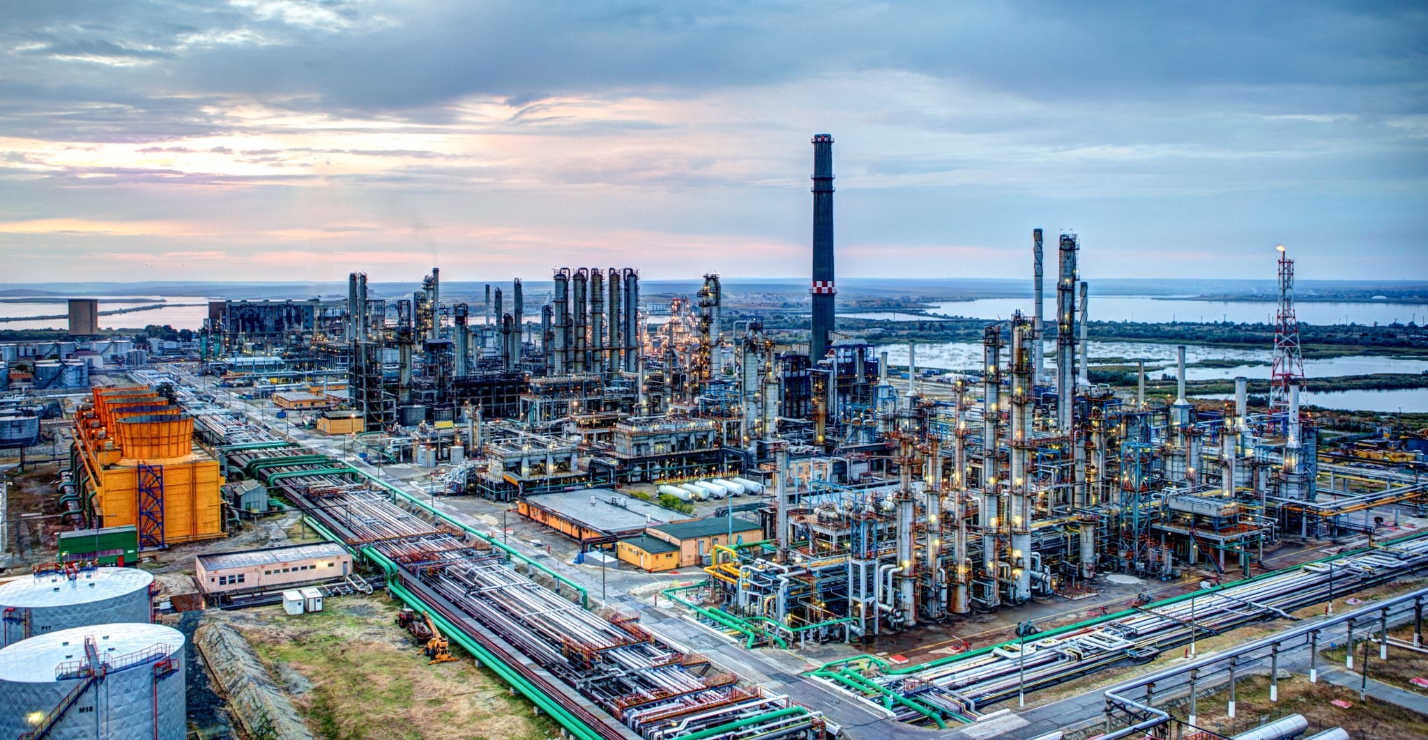 Rompetrol amplasează o centrală fotovoltaică de 10 MW în incinta rafinăriei Petromidia