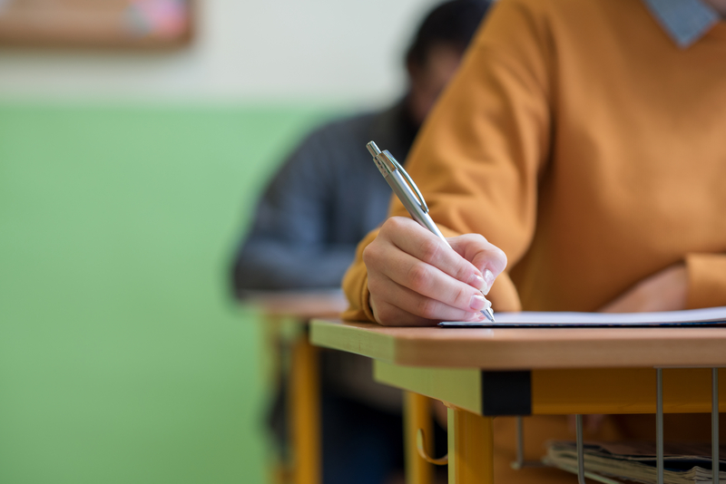 Sondaj APSAP: Peste jumătate dintre bugetari cred că unele concursuri la stat au rezultatul stabilit dinainte
