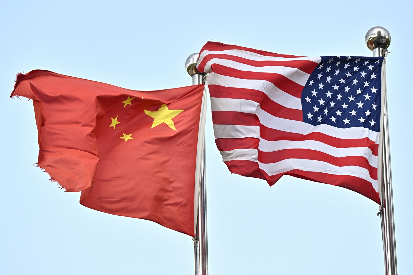 Doi spioni chinezi, condamnaţi în California la 30 de ani de închisoare / ”Această condamnare serveşte ca avertisment”