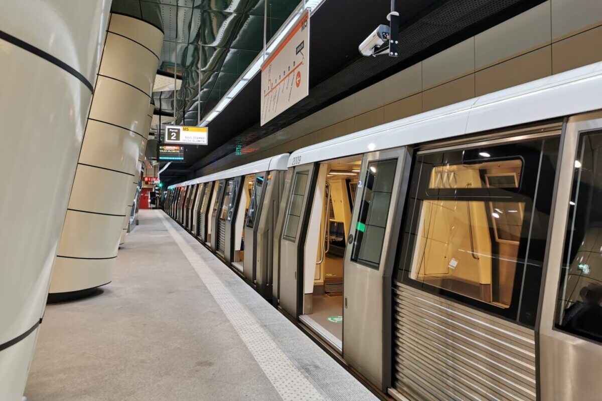 Sindicaliștii de la Metrorex amenință cu greva dacă nu le cresc veniturile